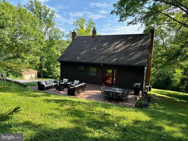 285 HUSSON RD, Felton, PA 17322
