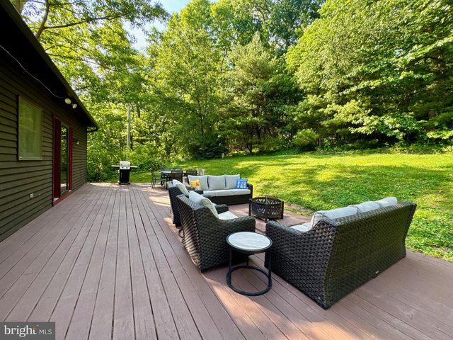 285 HUSSON RD, Felton, PA 17322
