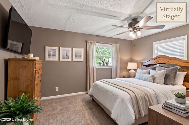 5612 Sterling Dr, Louisville, KY 40216
