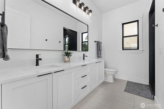 134 Hillcrest Place, Chelan, WA 98816