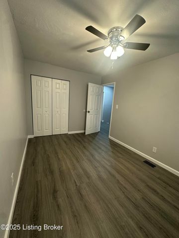 3427 Young Ave, Louisville, KY 40211