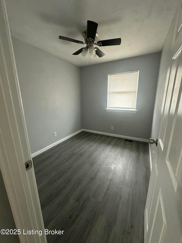 3427 Young Ave, Louisville, KY 40211