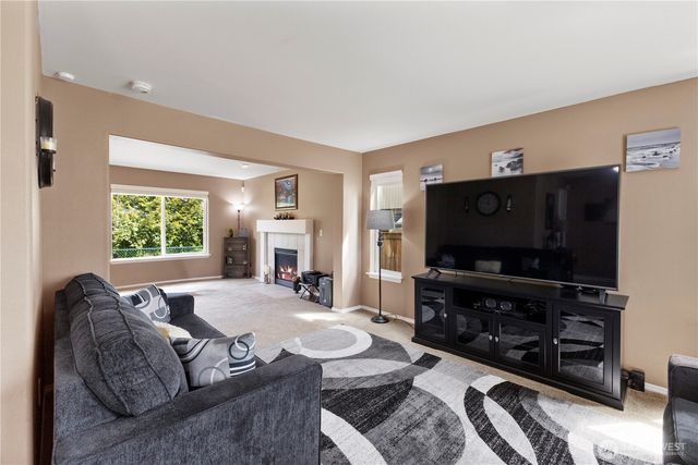 1327 181st Street Ct E, Spanaway, WA 98387