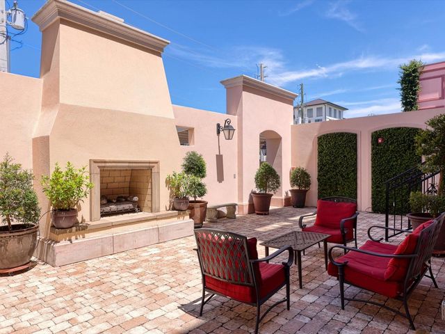 525 N ORANGE AVENUE 204, Sarasota, FL 34236