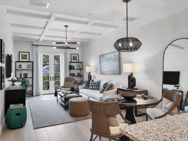 525 N ORANGE AVENUE 204, Sarasota, FL 34236