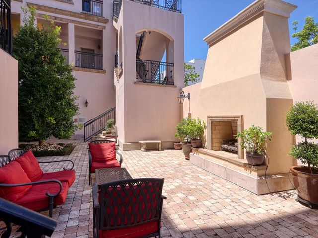 525 N ORANGE AVENUE 204, Sarasota, FL 34236