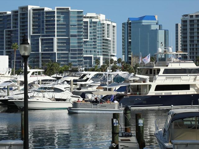 525 N ORANGE AVENUE 204, Sarasota, FL 34236