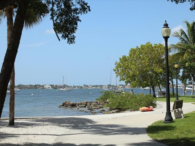 525 N ORANGE AVENUE 204, Sarasota, FL 34236