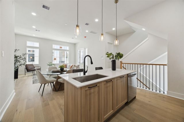 3911 Tulane Street B, Houston, TX 77018