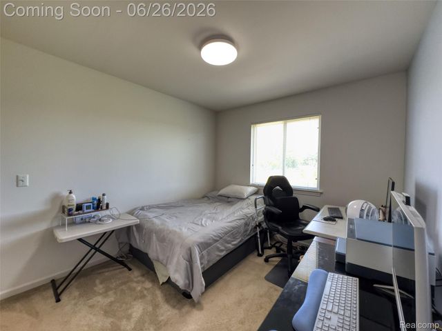 1842 Enterprise Drive, Troy, MI 48083