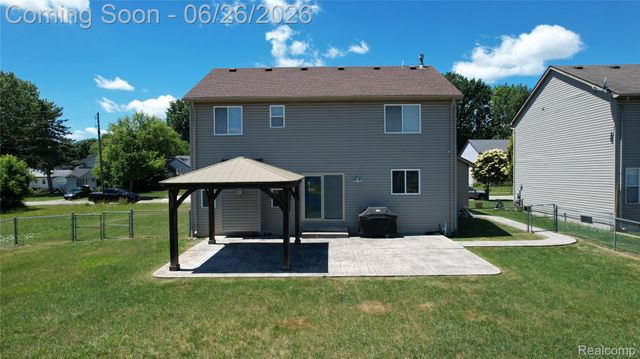 1842 Enterprise Drive, Troy, MI 48083