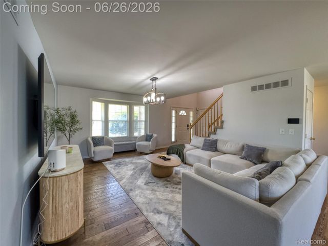 1842 Enterprise Drive, Troy, MI 48083