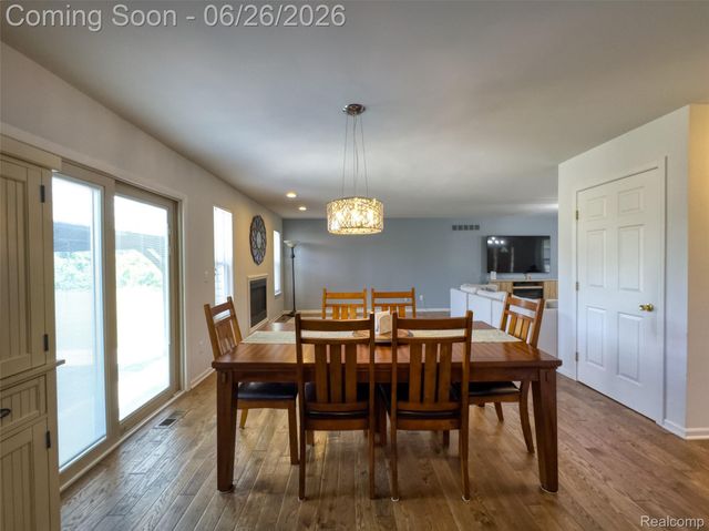 1842 Enterprise Drive, Troy, MI 48083