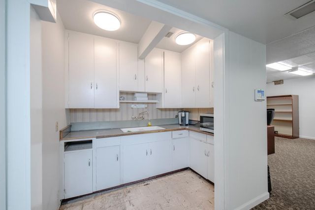 747 E Weldon Avenue, Fresno, CA 93704