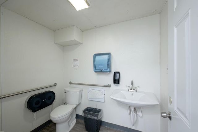 747 E Weldon Avenue, Fresno, CA 93704