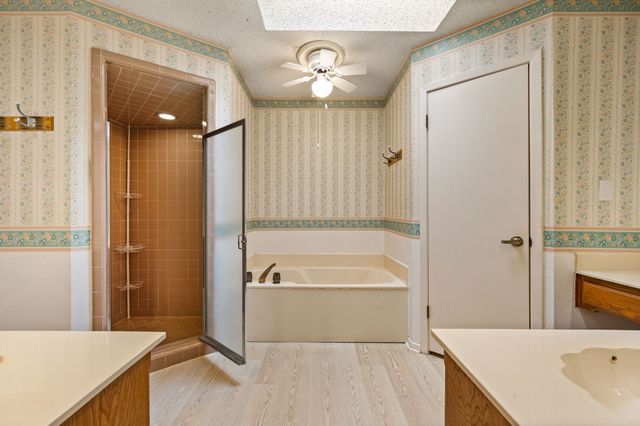 1700 Saxon Drive, Bedford, TX 76021
