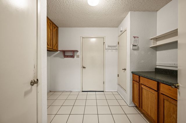 1700 Saxon Drive, Bedford, TX 76021