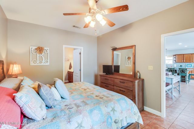 3518 River Bluff Road, D'iberville, MS 39540