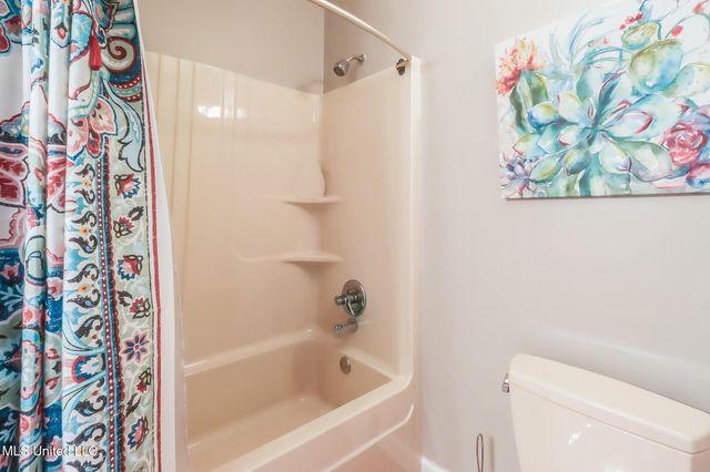 3518 River Bluff Road, D'iberville, MS 39540