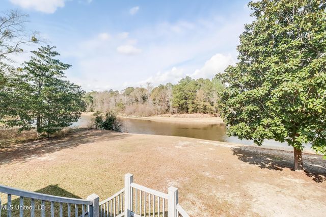 3518 River Bluff Road, D'iberville, MS 39540
