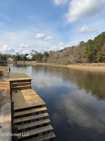 3518 River Bluff Road, D'iberville, MS 39540