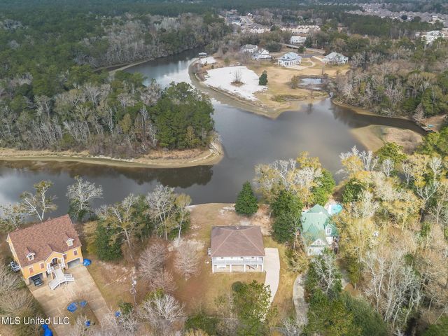 3518 River Bluff Road, D'iberville, MS 39540