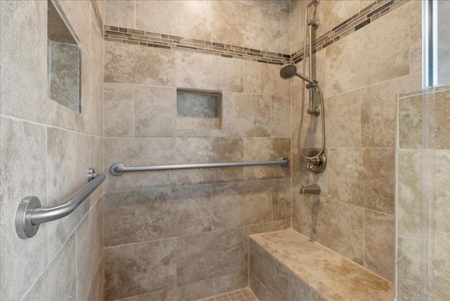 3725 Autumn Lane, Baytown, TX 77521