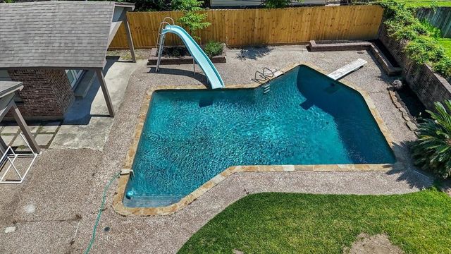 3725 Autumn Lane, Baytown, TX 77521