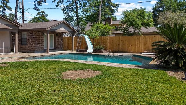 3725 Autumn Lane, Baytown, TX 77521
