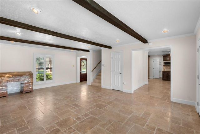 3725 Autumn Lane, Baytown, TX 77521