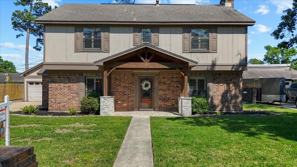 3725 Autumn Lane, Baytown, TX 77521