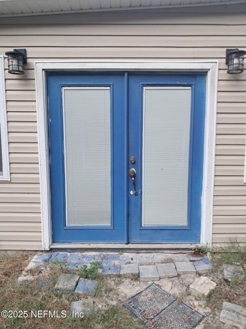 6848 SPRING LAKE Road, Keystone Heights, FL 32656