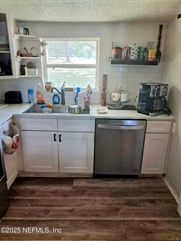 6848 SPRING LAKE Road, Keystone Heights, FL 32656