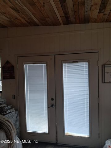 6848 SPRING LAKE Road, Keystone Heights, FL 32656