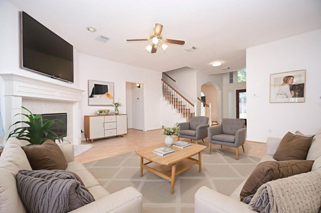 4323 Magnolia Lane, Sugar Land, TX 77478