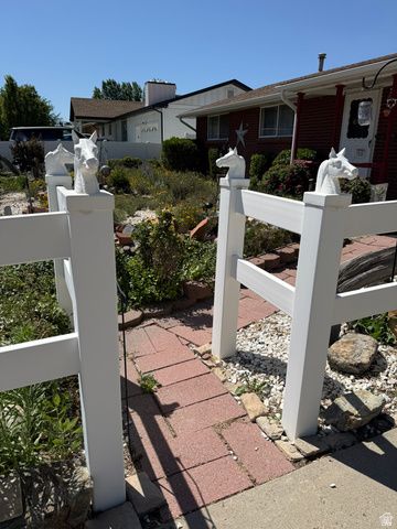 2322 W SURREY RD, Taylorsville, UT 84129