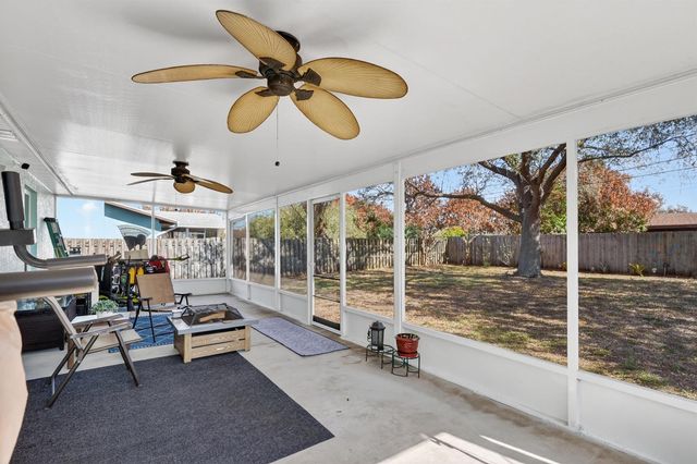 1011 SE Euclid Lane, Port St. Lucie, FL 34983
