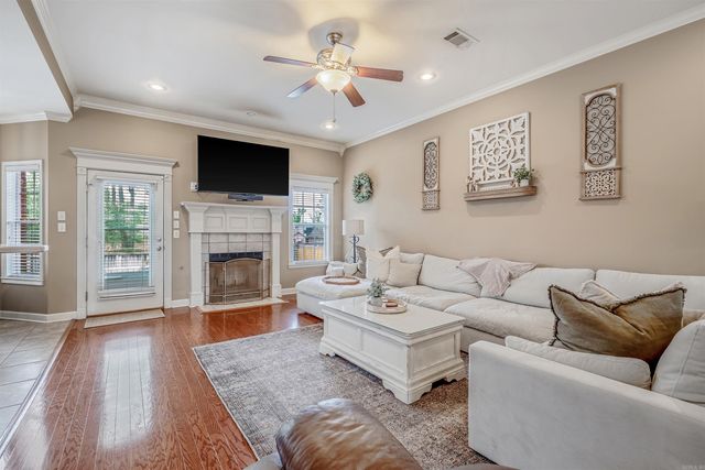 160 Maumelle Valley Drive, Maumelle, AR 72113