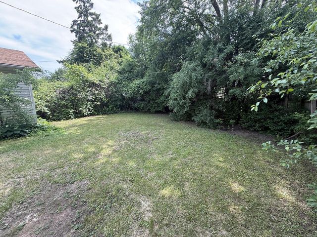 7519 W Sheridan AVENUE, Milwaukee, WI 53218