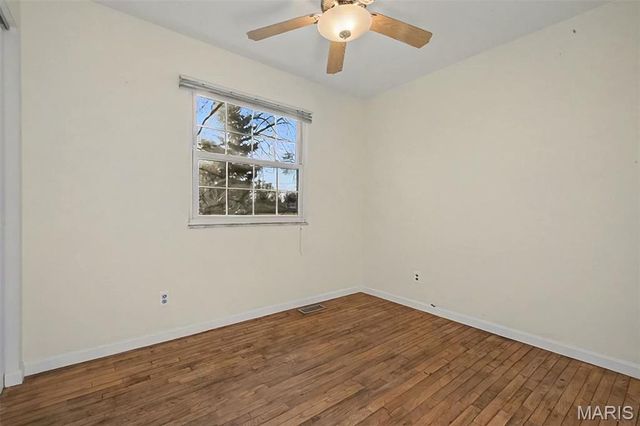 2011 Aristocrat Drive, Florissant, MO 63031