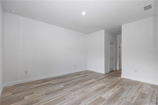 8294 N Downer Way, Citrus Springs, FL 34434