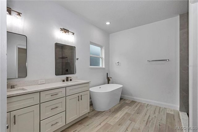 8294 N Downer Way, Citrus Springs, FL 34434