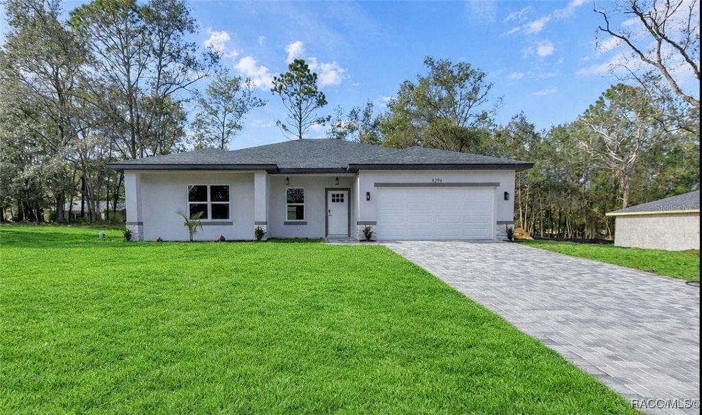 8294 N Downer Way, Citrus Springs, FL 34434