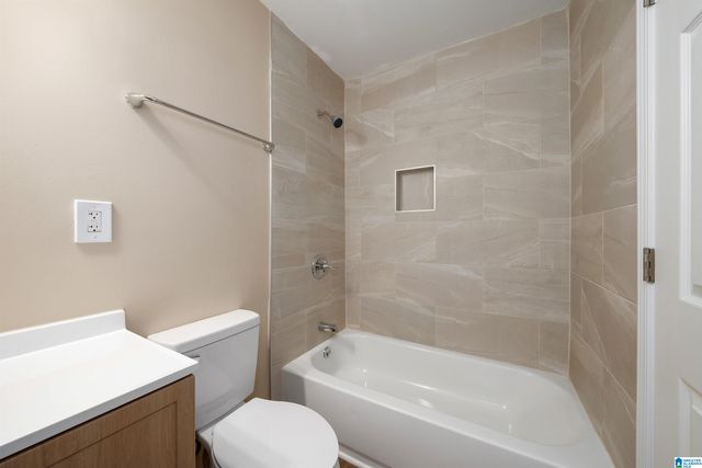 2901 TERESA AVENUE, Hueytown, AL 35023