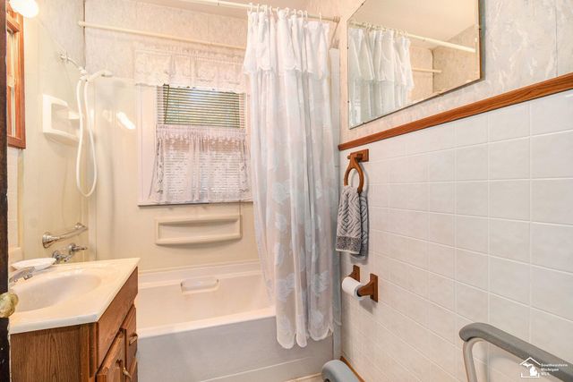 6905 Whiteford Center Road, Bedford Twp, MI 48144