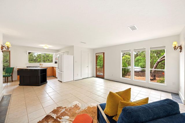 8 Palo Pinto PATH, Wimberley, TX 78676
