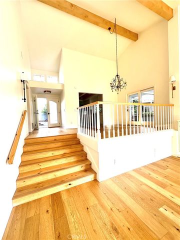 11 Rocky, Irvine, CA 92612