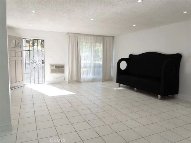 14802 Newport Ave 2B, Tustin, CA 92780