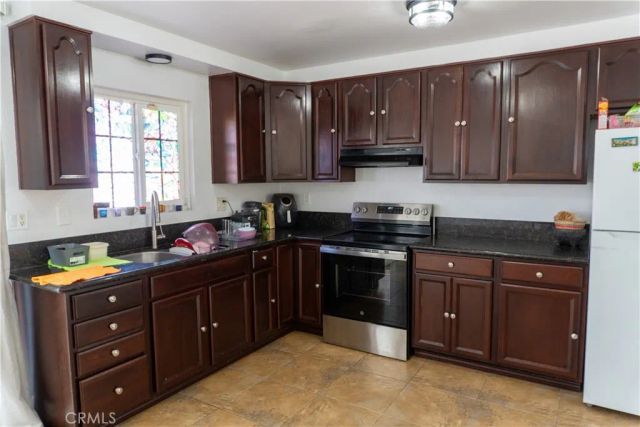 14802 Newport Ave 2B, Tustin, CA 92780
