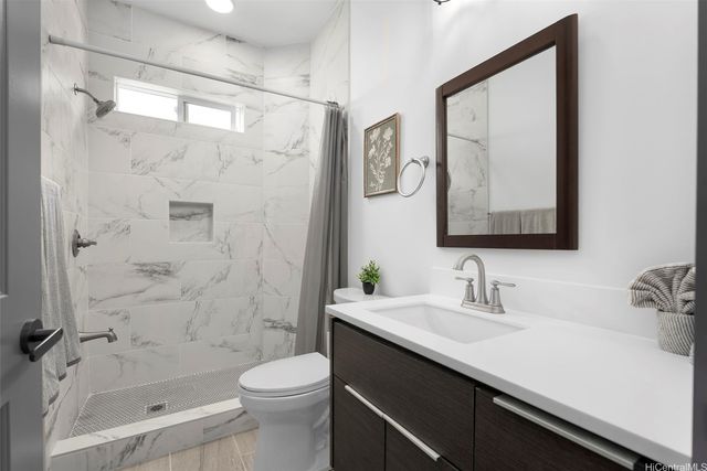 315 Hanakoa Street, Honolulu, HI 96825